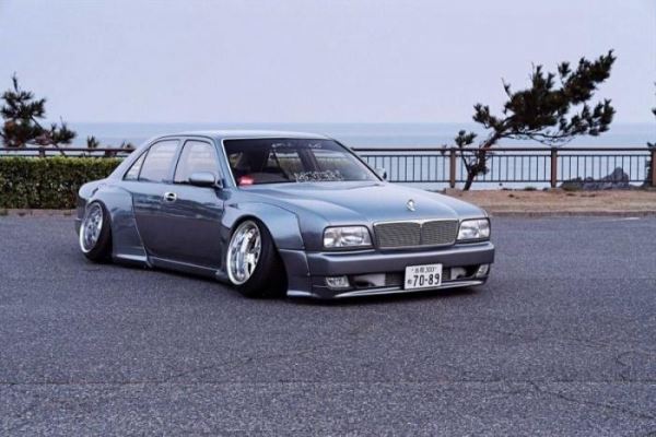 <br />
			Nissan Cima – Японское Vip безумие (8 фото)