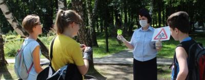 <br />
        В парках Московской области автоинспекторы проводят беседы с юными пешеходами и велосипедистами    