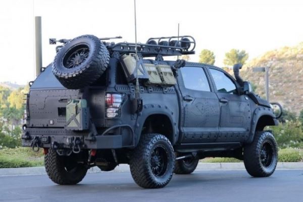 <br />
			Toyota Tundra: пикап, способный пережить зомби-апокалипсис (22 фото)