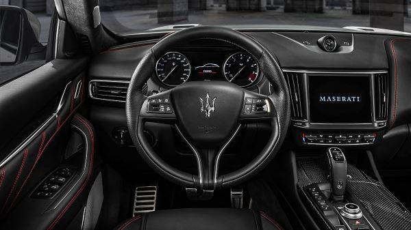 Maserati представила 590-сильные версии Levante, Ghibli и Quattroporte