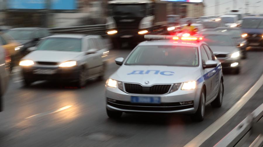 В Москве иномарка сбила двух женщин на переходе<br />
