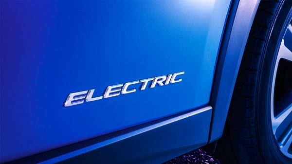 Lexus открыл предзаказ на свой первый электромобиль Lexus UX 300e